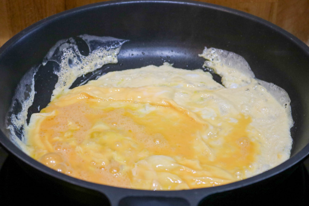 Cook Egg in Wok