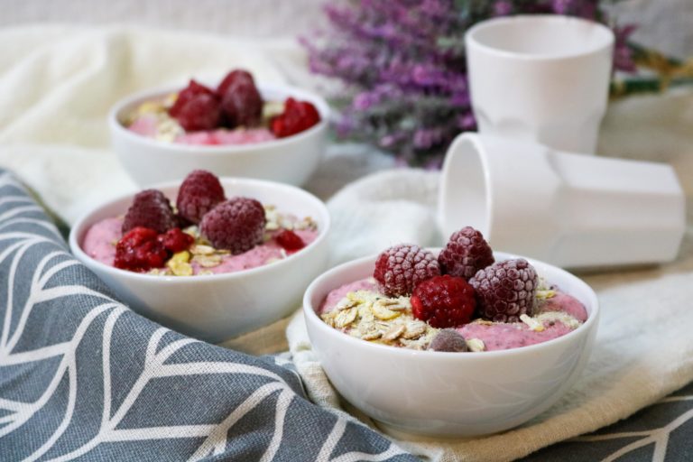 Raspberry Chia Seed Yogurt Parfait Recipe