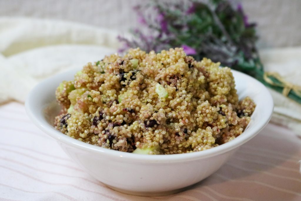 Quinoa Salad with Blackberries and Lemon Vinaigrette Recipe